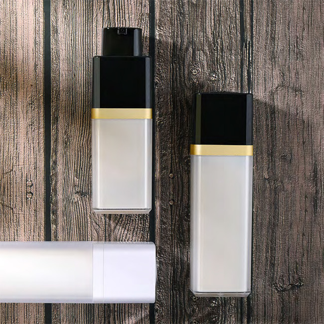 Пустой безвоздушный извив 15ml 30ml 50ml бутылки насоса