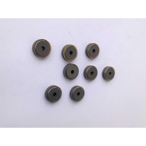 90812000 Roller Rear Lower Roller Guide is a part of the XLC7000