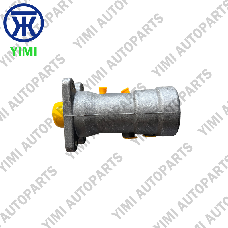 Precision-Honed Hydraulic Brake Master Cylinder Assembly with High-Quality Seals for ISUZU ELF 4HK1 Truck - Direct OEM Replacement