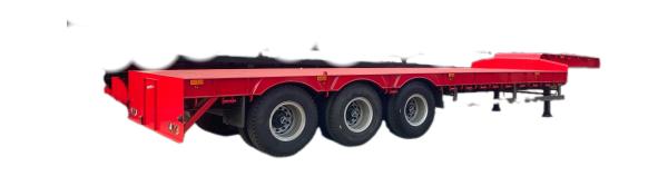 Semi-remorque basse hauteur pour le transport en toute sécurité de machines et de véhicules de construction surdimensionnés