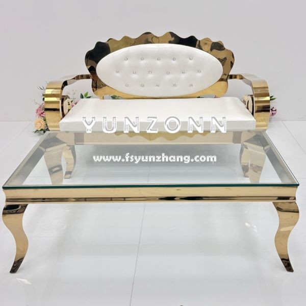 Modern European Design Luxury Sofa with Stainless Steel Gold Frame and 3 Years Warranty for Hotels and Living Rooms