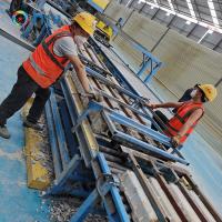 Linha de produção de pedras artificiais Máquina de fabricação de pedras artificiais