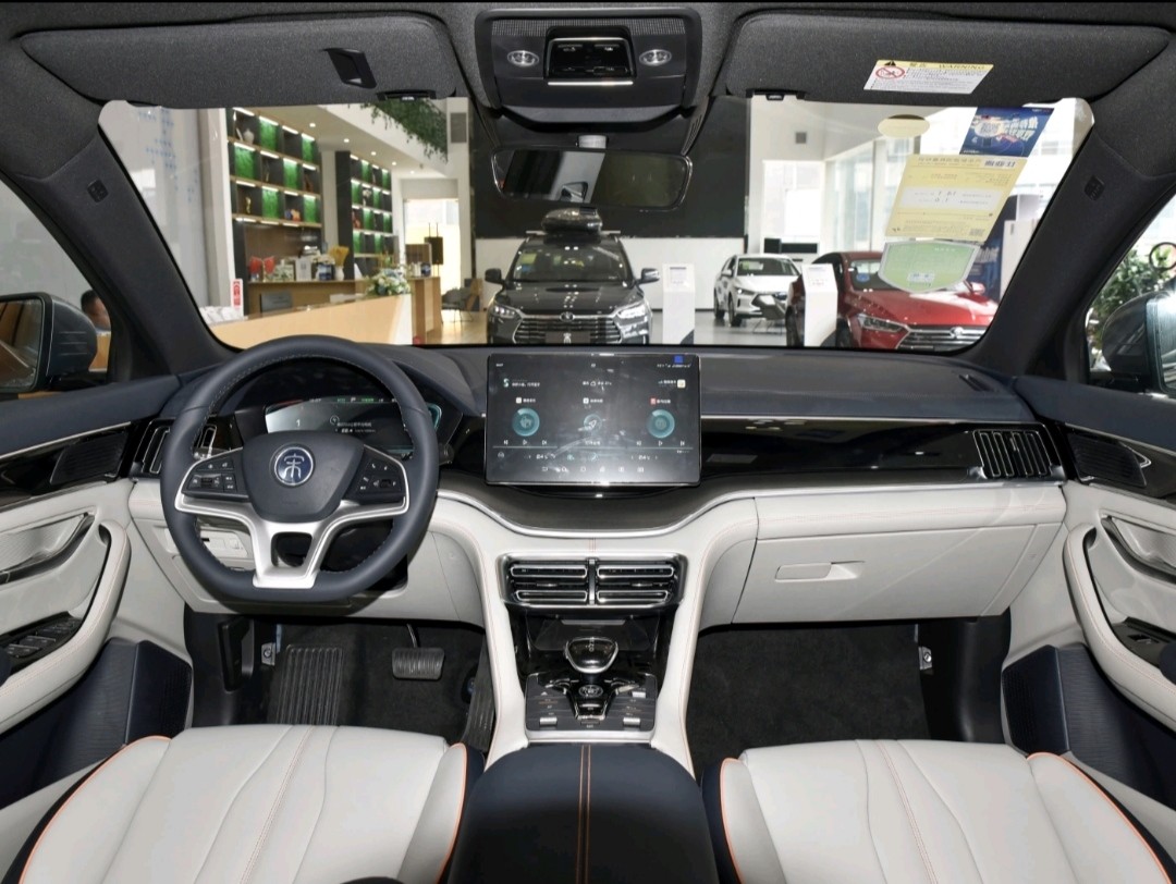 Песня BYD плюс компакт 2021 версии корабля- флагмана EV SUV EV 100 km ускорения 8.8S
