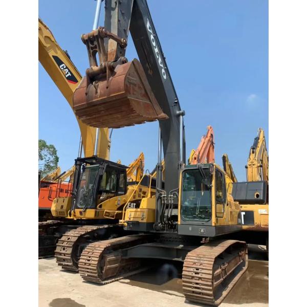 Excavadora Volvo 360B robusta y usada para trabajos de construcción