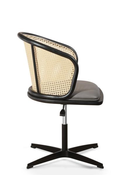 0.121CBM Cane Swivel Desk Fabric Executive Chair 17in  PU Leisure