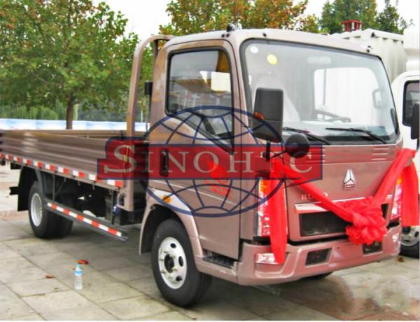 4x2 Howo Light Truck , 5 - 7 Tons Light Duty Trucks 120 / 130hp Engine Power