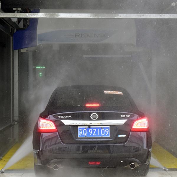 Qingdao Risense 360 Full Automatic Car Wash Equipment Touch Free Car Wash with air Dryer and lava Shampoo