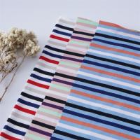 Tejido de punto a rayas suaves para camiseta