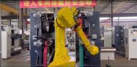 Sistema de controlo digital automático de máquina de moagem por robô para pinças de martelo e de linha