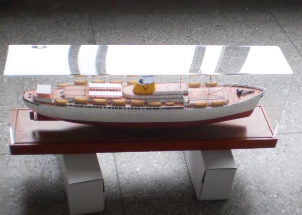 Ferry boat Ship Model With Glass Fiber Reinforced Plastics Hull Material