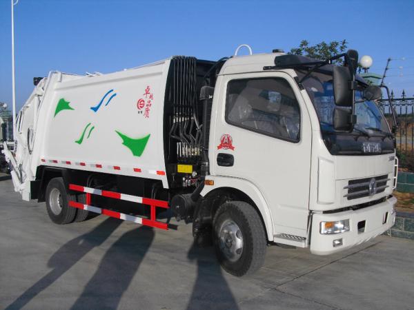 Dongfeng hanging bucket garbage truck side loader forklift truck small garbage truck for 3tons