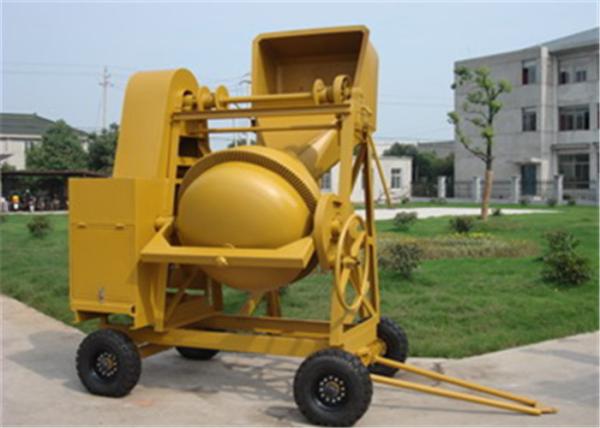 250L Mini Diesel Concrete Mixing Machine With Hydraulic Hopper 13KW Diesel Engine