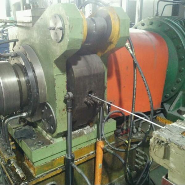 Refrigeration Extruded Aluminum Tubing Round Thin Wall Anodized Surface Treatment