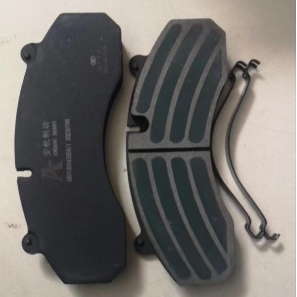 WG9100443050 Brake Pad Replacement 400*400*150 Truck Spare Parts