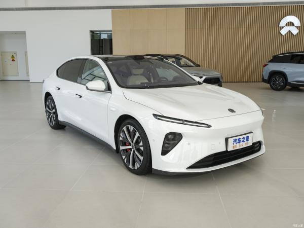 Nedc 500 Kms Nio EV Car Fast Charger Four Door Sedan EEC Certification