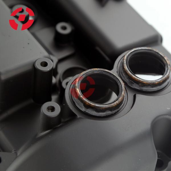 OE LR070360 Aluminium Cover Valve Housing Cover For Land Rover