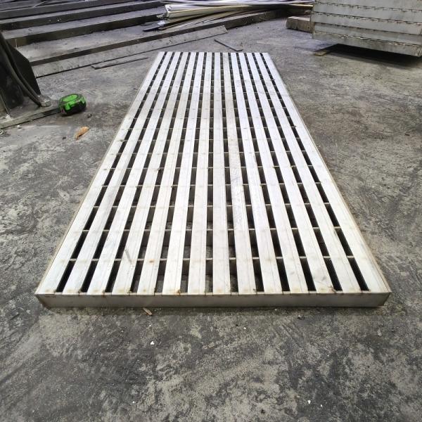 Round Bar Cross Bar Metal Walkway Grating Easy And Simple Installation Process