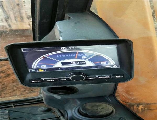 secondhand 90% newl korea hyundai 215-9 excavator for sale, original korea hyundai excavator/with jack hammer