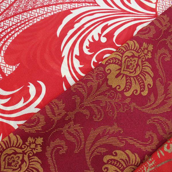 Фабрика сразу поставляет 100% полиэстер для того чтобы сновать связанную напечатанную ткань тюфяка, ткань золота напечатанную порошком