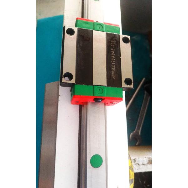 Máquina de torsión de madera CNC multifunción Torsión de madera para bate de béisbol