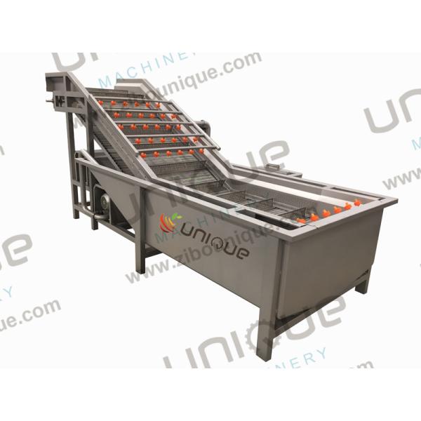 Un réservoir de nettoyage de la salade à bulles pour les fruits et légumes