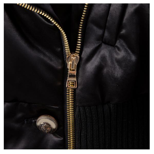 La mode 2020 les femmes de manteau de veste que verte imperméabilisent le manteau lâche a capitonné les vestes et les manteaux courts