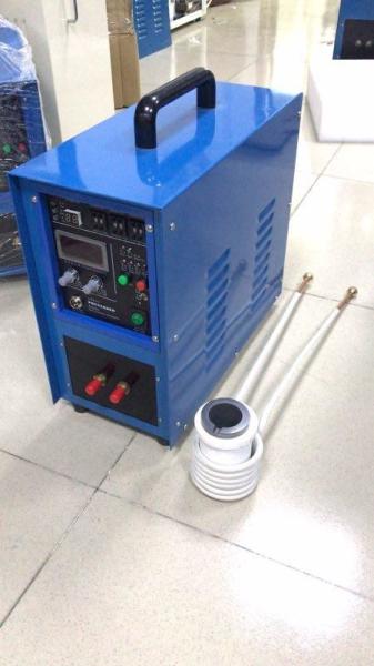16KW ミニポータブル実験室誘導溶解炉 220V ミニチュア実験室溶解機