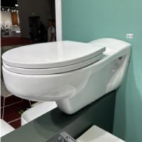 Ensemble de toilettes en céramique pour handicapés suspendu au mur pour toilettes publiques et privées