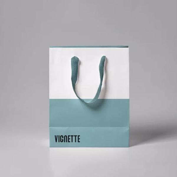 Customized Logo Printed Gift Carrier Bags Personalized Glossy Lamination