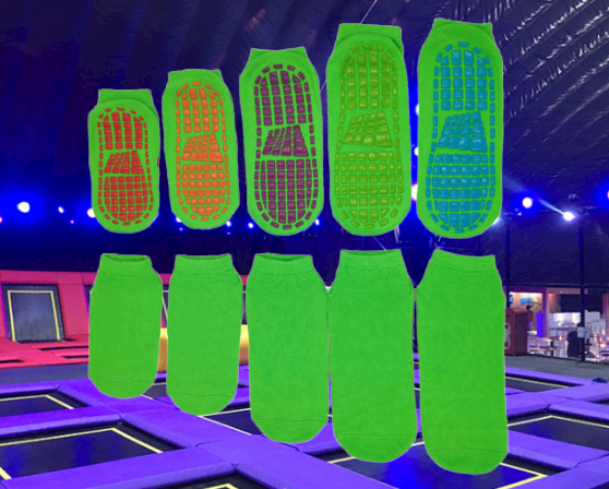 Black Color Anti Skid Grip Socks Get Air Trampoline Park Socks Non Slip Socks For Trampoline