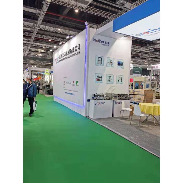High Quality New Design  Auto Strapping Low Table pp Belt Strapping Machine for Packaging Machinery