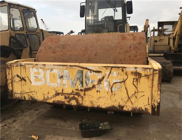 Excellent performance cheap used bobmag bw225 bw213 bw217 road roller for sale/ low price bomag compactor