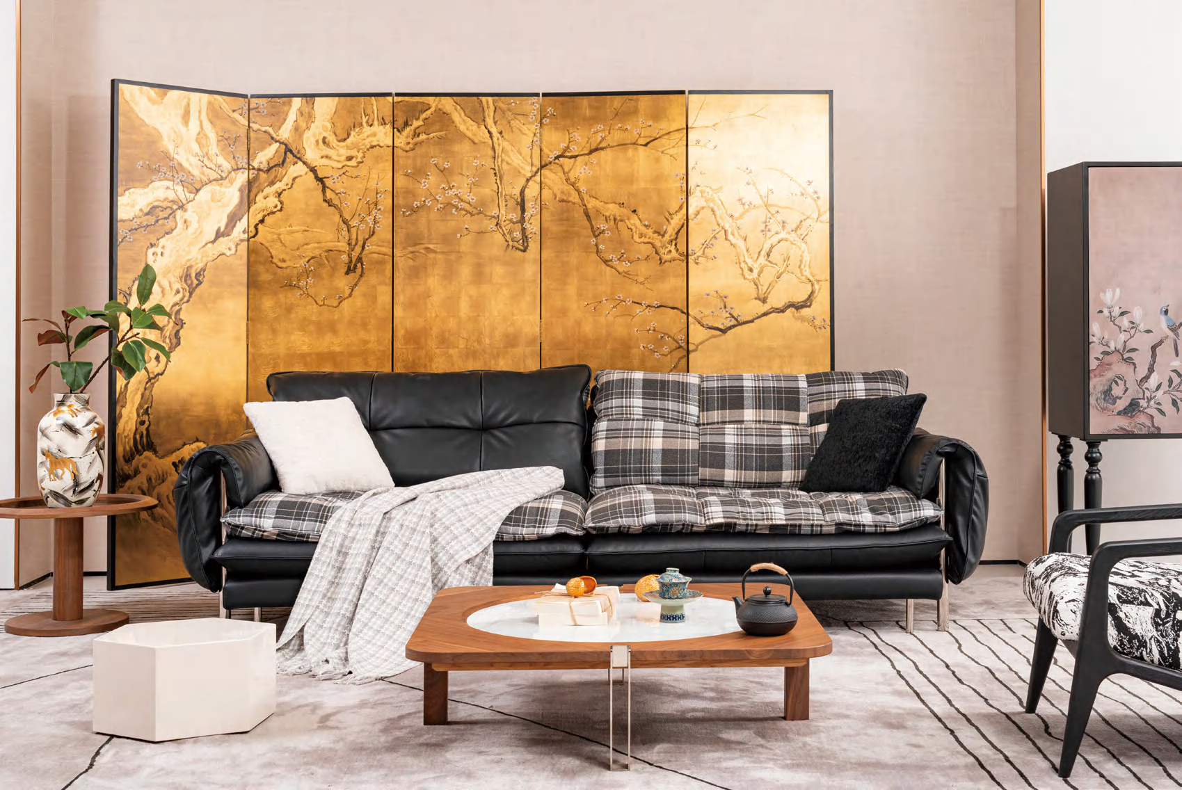 Modern Chinese style fabric leather splicing sofa combination