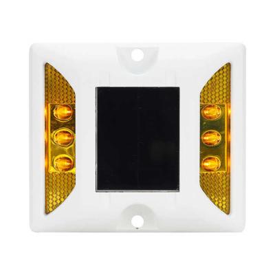 High Brightness Solar Road Stud Light Reflectors IP68 Waterproof Highways