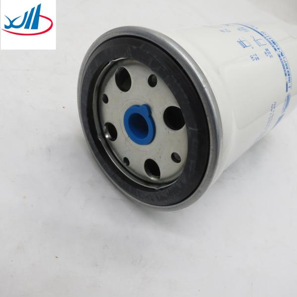 FAW Truck Parts 1105-00096 Bus Spare Parts Oil Fuel Filter Diesel Filter