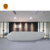Exigência personalizada moderna da mesa de recepção do hotel da pedra artificial