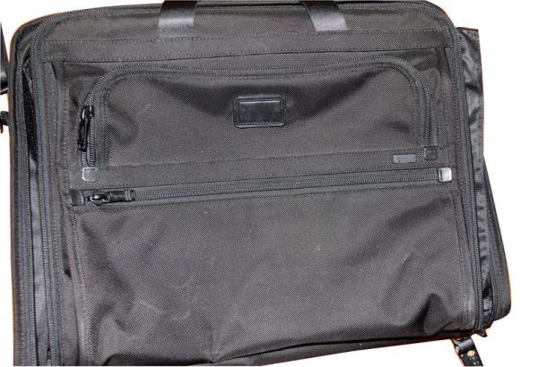 Black 1200D Oxford Fabric Men's Suit Garment Bags With Pockets For Shoulder Strap
