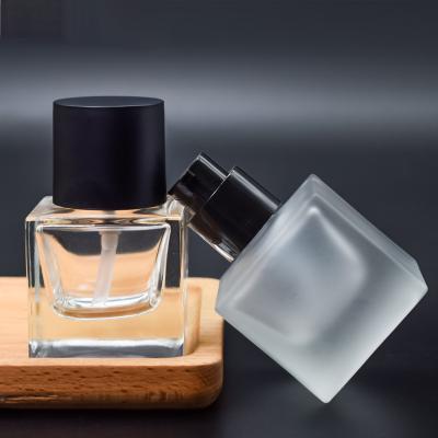 30ml Glass Bottle with Groove Design and Inner Gasket Perfect for Leak-Proof Cosmetic Packaging