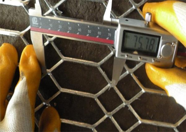 3.0MM Thickness Expanded Sheet Metal Mesh / Expanded Metal Grating