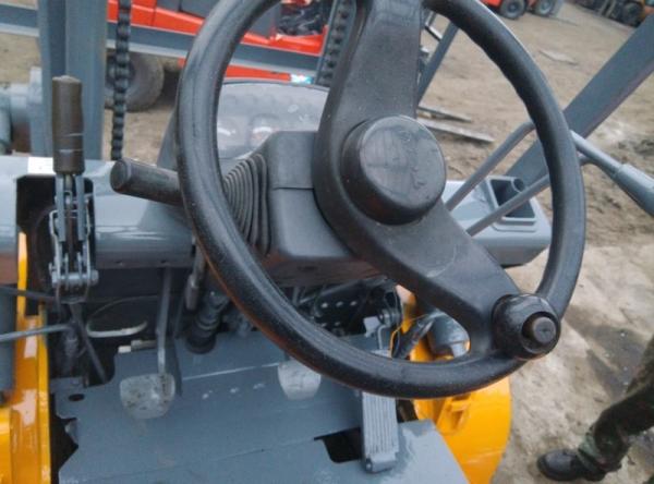 Used TCM 3 ton forklifts
