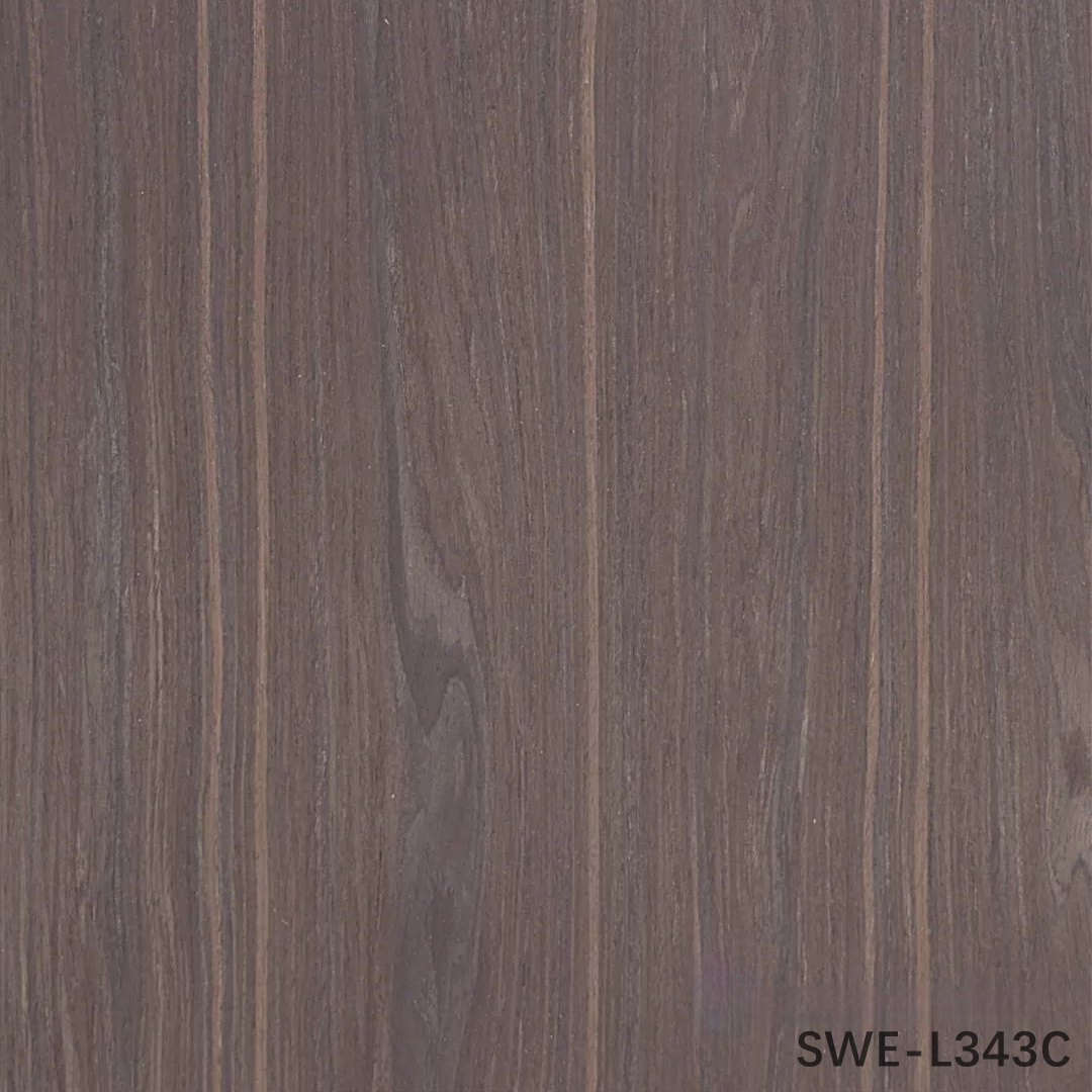 Nouveau design de placage en bois d'eucalyptus fumé recomposé SWE-L343C/L439C 2500*640mm pour la conception de portes en bois