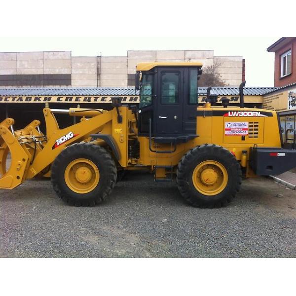 Hydraulic Compact Front Loader Construction Equipment , Stamping Steel Structure Track Loader Rental