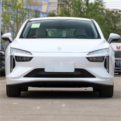 High Speed External Discharge Electric Car YI 40 5-Seat 405 Km Mileage Sedan