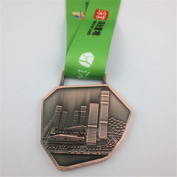 Standard chartered bangkok online custom marathon medals for enents