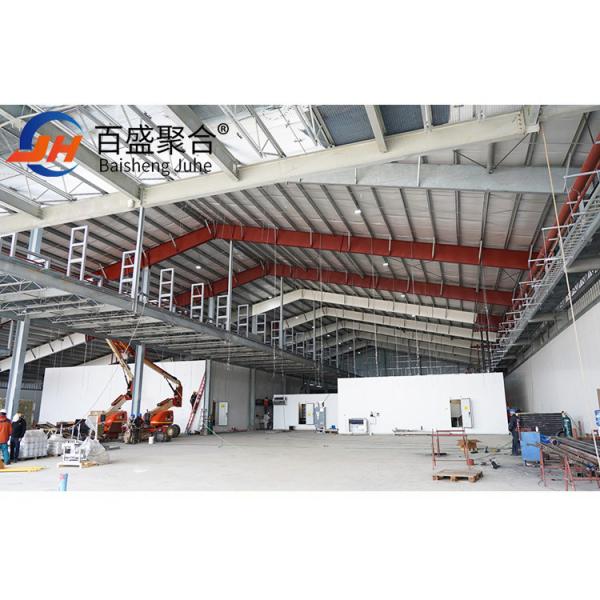 Construção de ginásios de alto nível utilizando estrutura de aço de fabricação pré-fabricada
