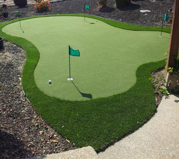 15mm Artificial Grass Putting Green Suitable For House Hotel Place CE SGS Certified