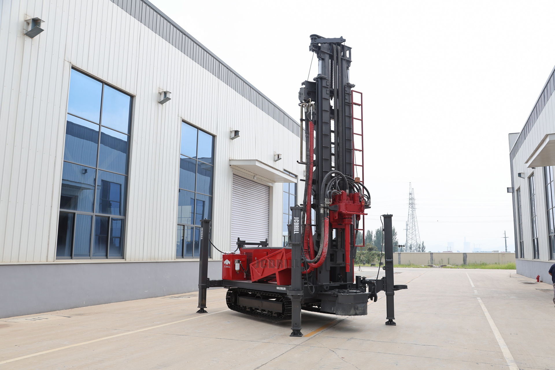 CWD800T Crawler Hydraulic Water Well Drilling Rig for Deep Borehole Drilling