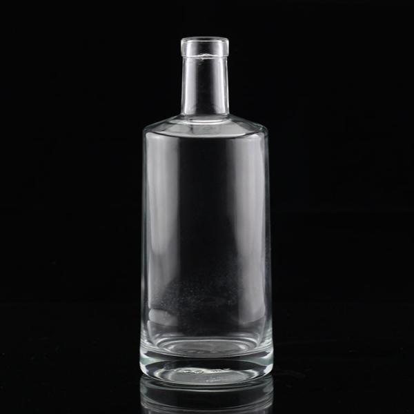 Industrial Vodka Clear Glass Bottle with Short Neck and Fat Body 500ml 750ml