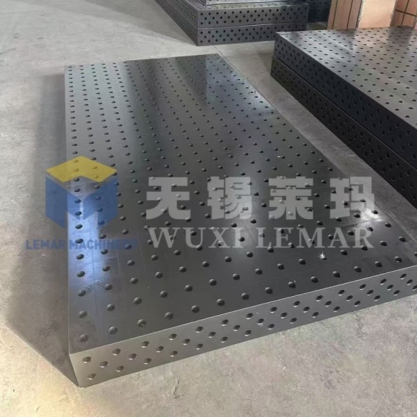 D28 Welding Table with Heavy Duty Clamps and Angle Adjustment