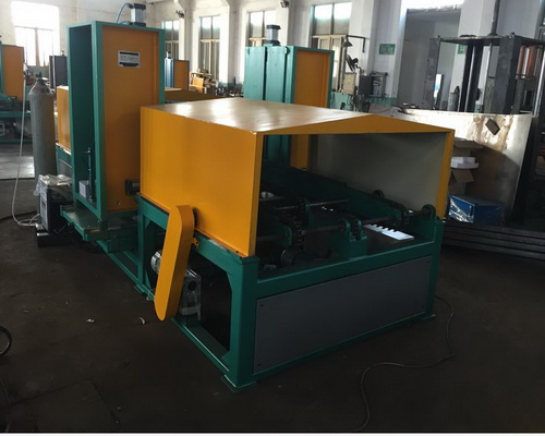 hoja acanalada automática de 1300X400m m que hace producir del tanque de aceite del transformador de la máquina